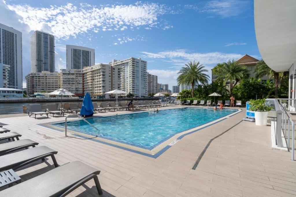 Apartment 1B-1B Amazing View BW 30A ฮาลลันเดลบีช ภายนอก รูปภาพ